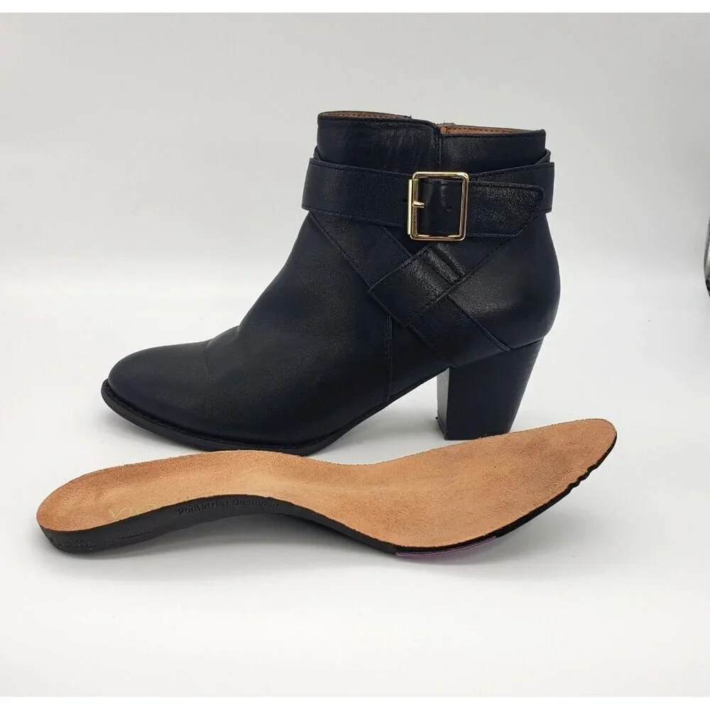 VIONIC Women 7 Black Leather Trinity Arch Support Comfort Ankle Moto Buckle Boot